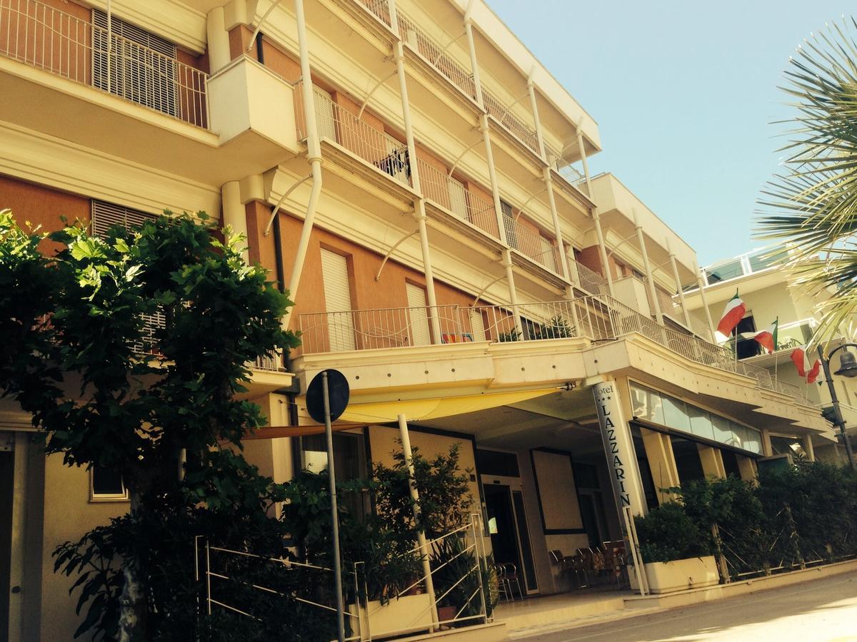 Hotel Lazzarini Bellaria-Igea Marina Exteriör bild