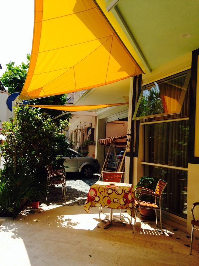 Hotel Lazzarini Bellaria-Igea Marina Exteriör bild